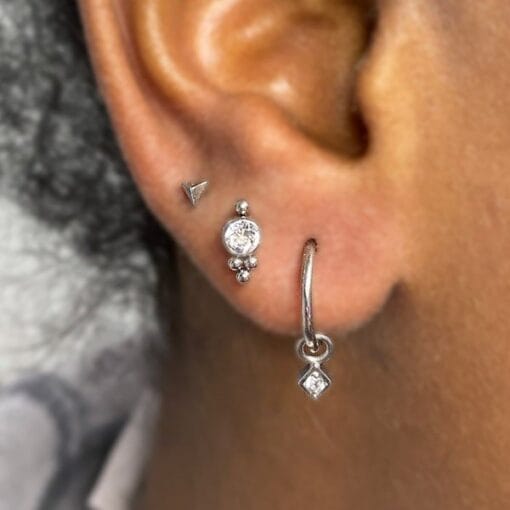 Top de titanio con 1 Swarovski® - Imagen 2