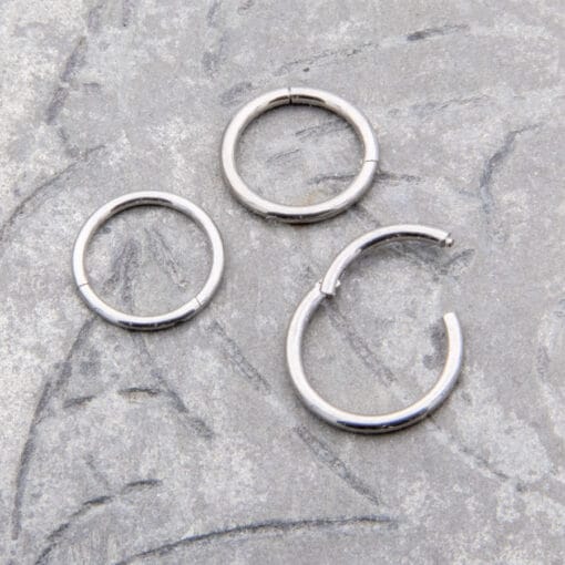 Aro de titanio para piercing nostril